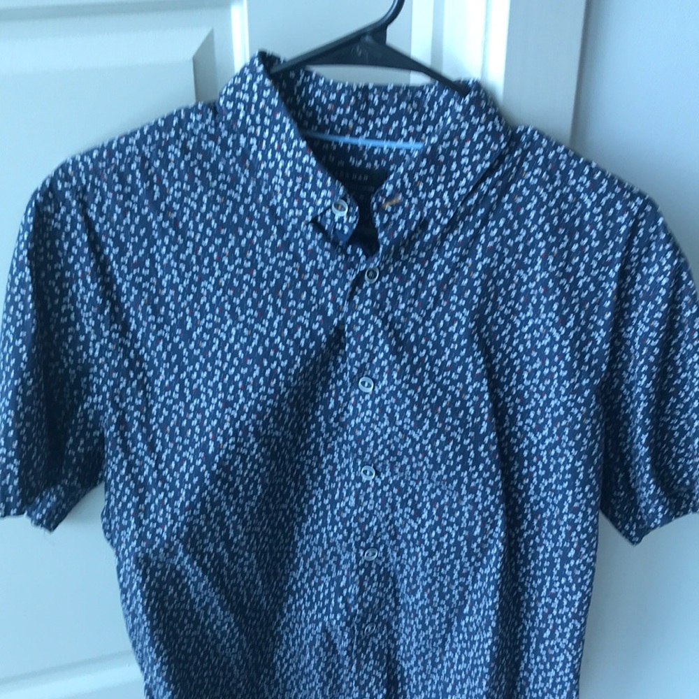 Zara Men’s Button-Down Tropical Shirt